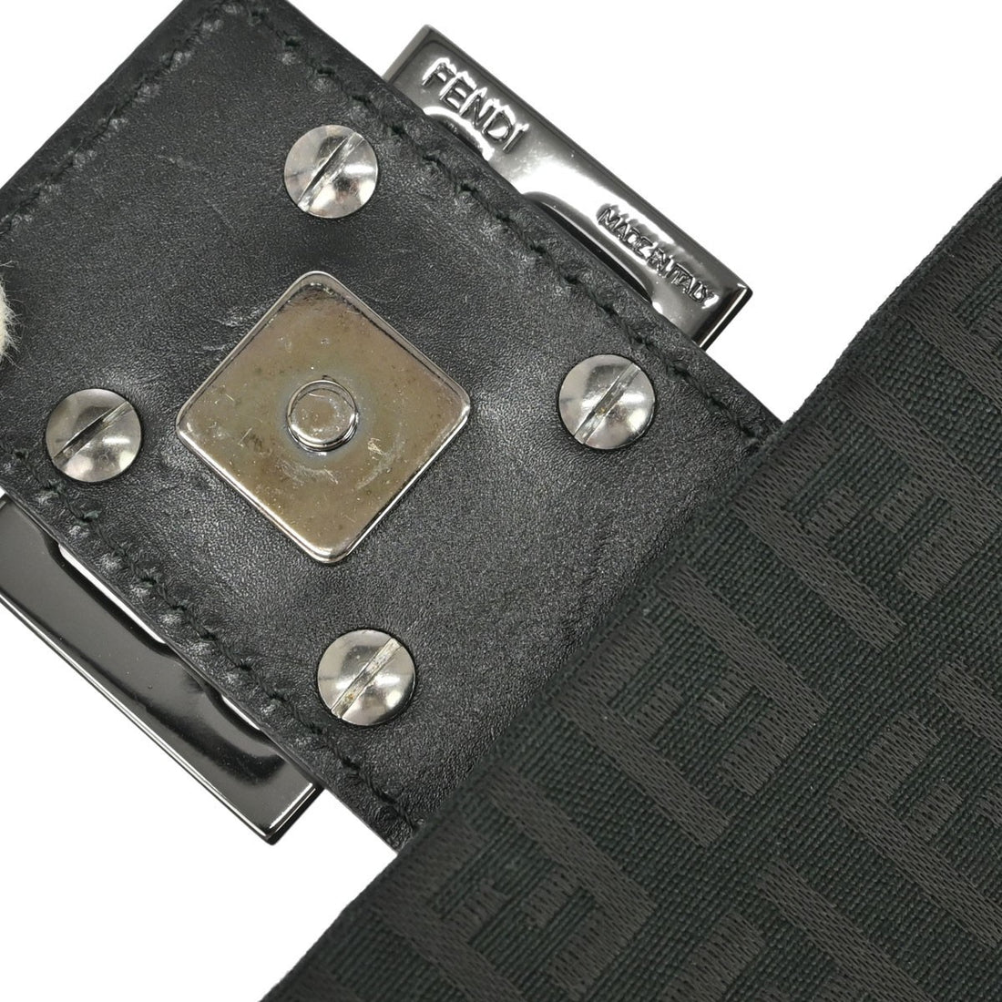 Fendi Borsa a Tracolla in Tela Zucchino Nero Vintage