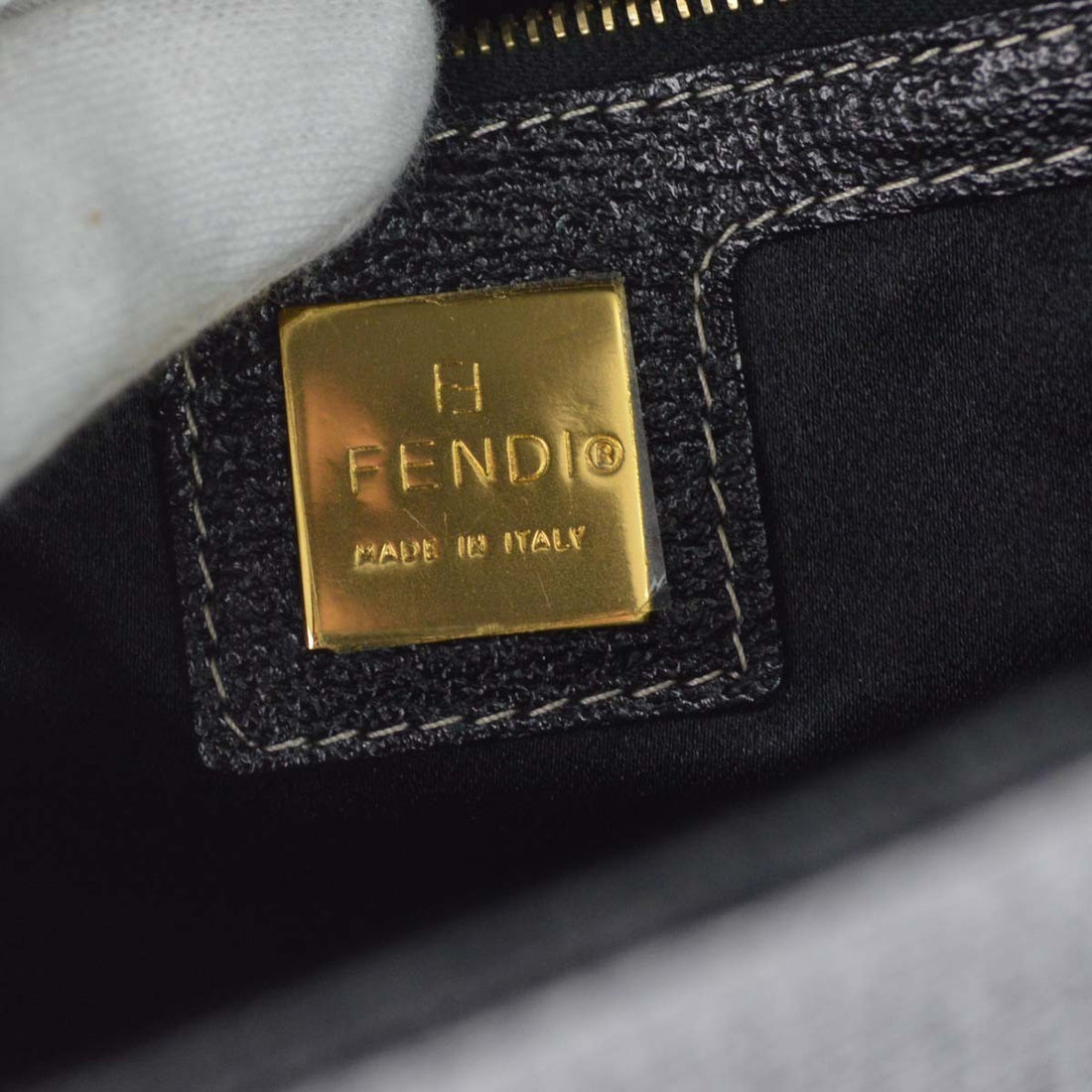Fendi Mamma Baguette in Pelle Nera Vintage