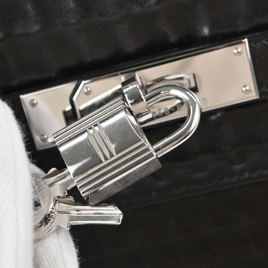 Hermès Kelly 32 Sellier in Pelle Nera Vintage