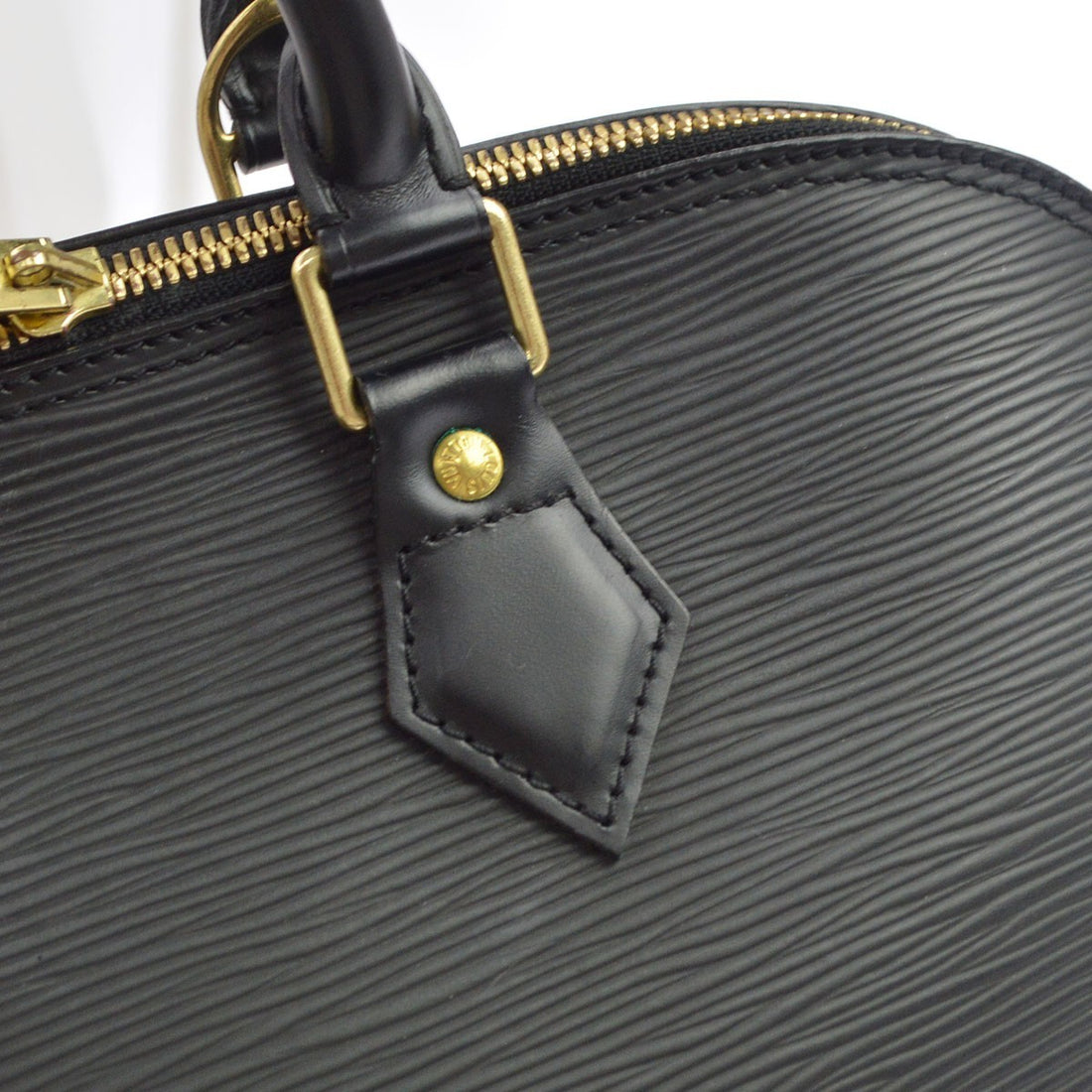 Louis Vuitton Alma in Pelle Epi Nera Vintage