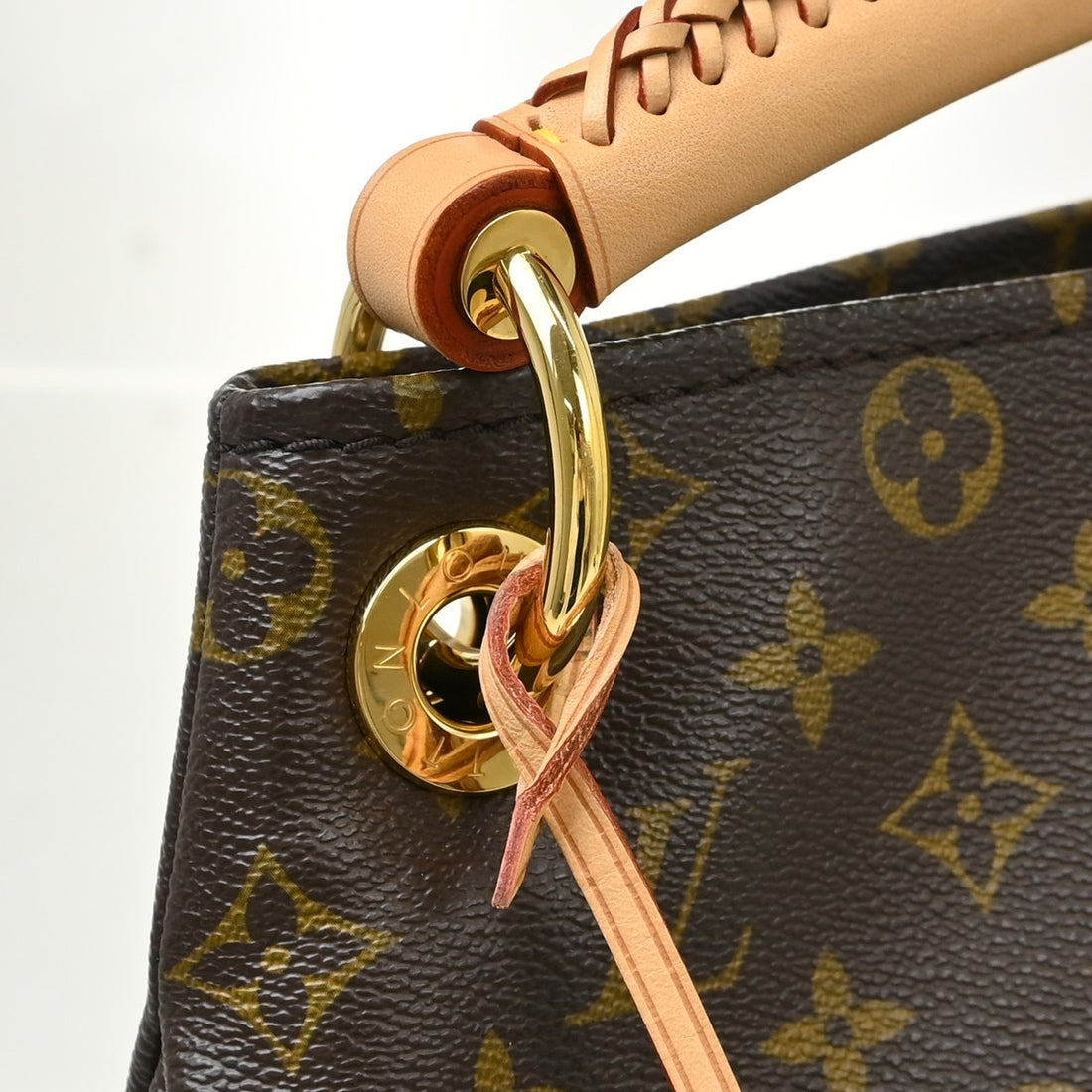 Louis Vuitton Artsy MM in Tela Monogram Vintage