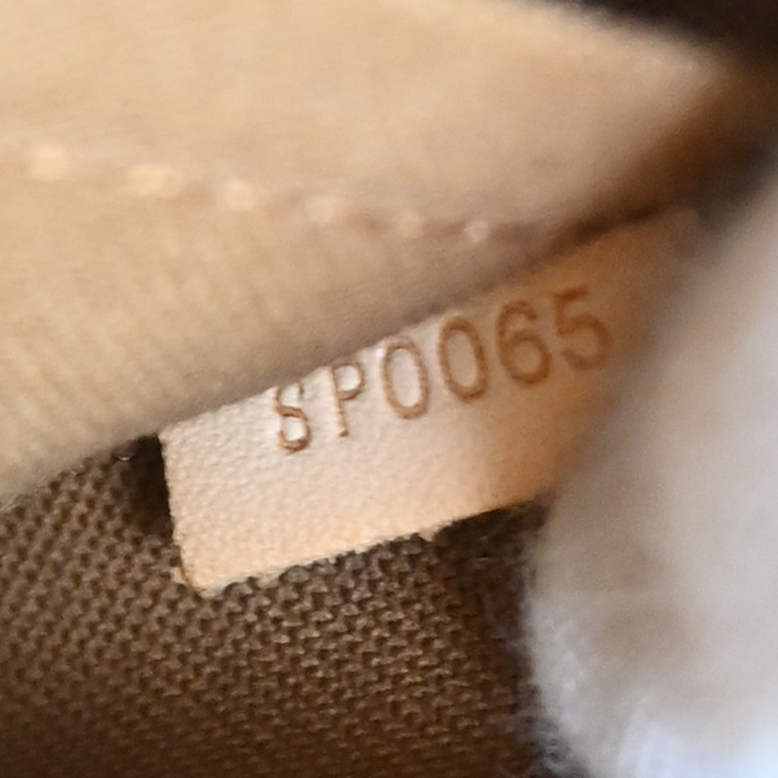 Louis Vuitton Batignolles in Tela Monogram Vintage