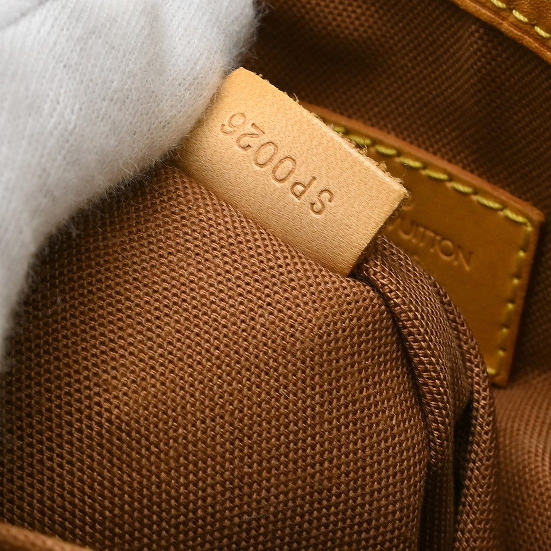 Louis Vuitton Batignolles Tote in Tela Monogram Vintage