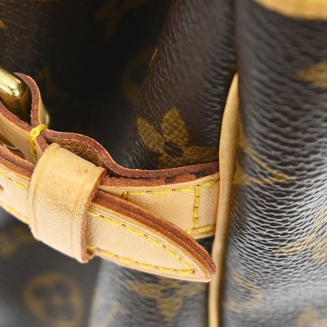 Louis Vuitton Batignolles Tote in Tela Monogram Vintage