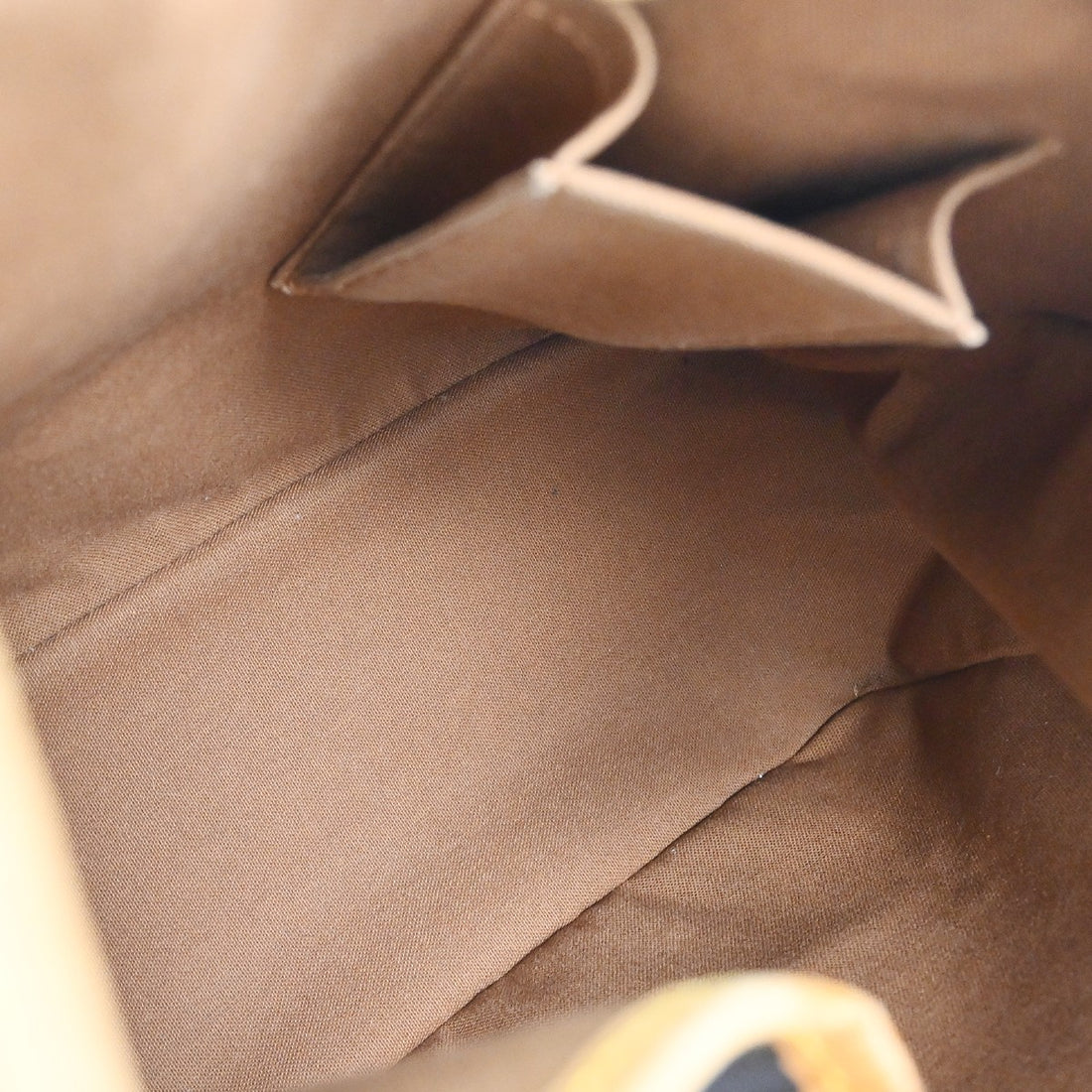 Louis Vuitton Batignolles Verticale in Tela Monogram Vintage