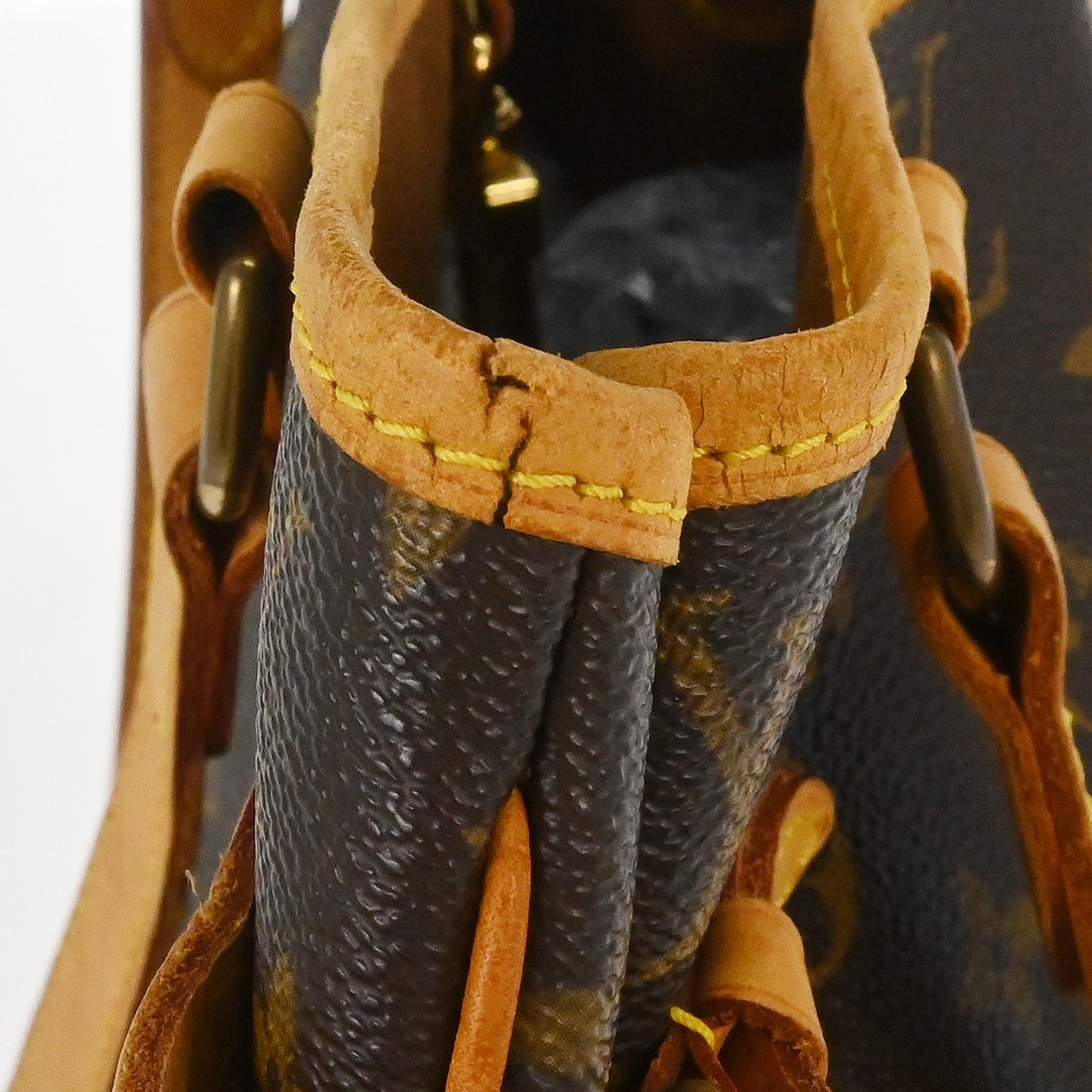 Louis Vuitton Batignolles Verticale in Tela Monogram Vintage