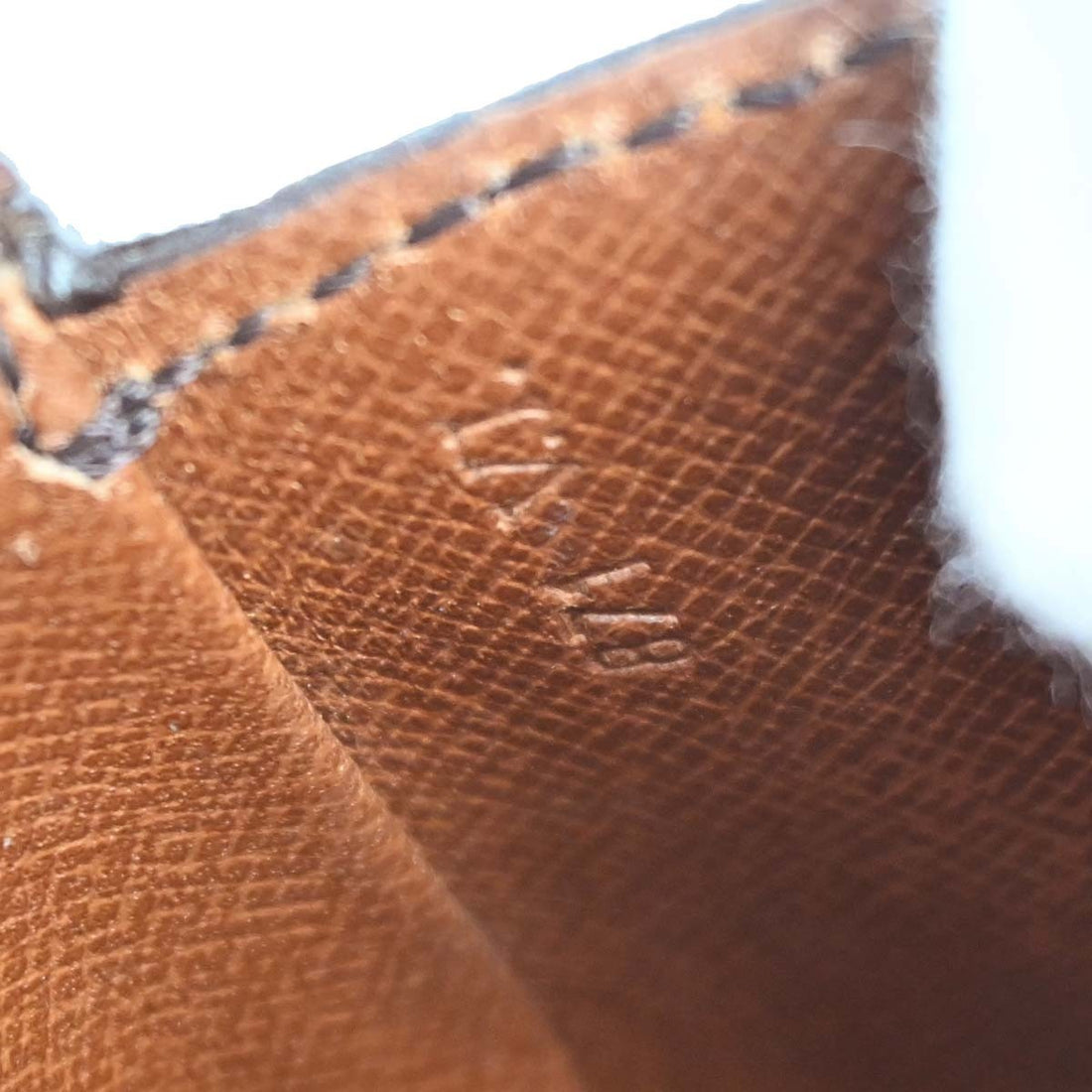 Louis Vuitton Bébé Saint Cloud in Tela Monogram Vintage