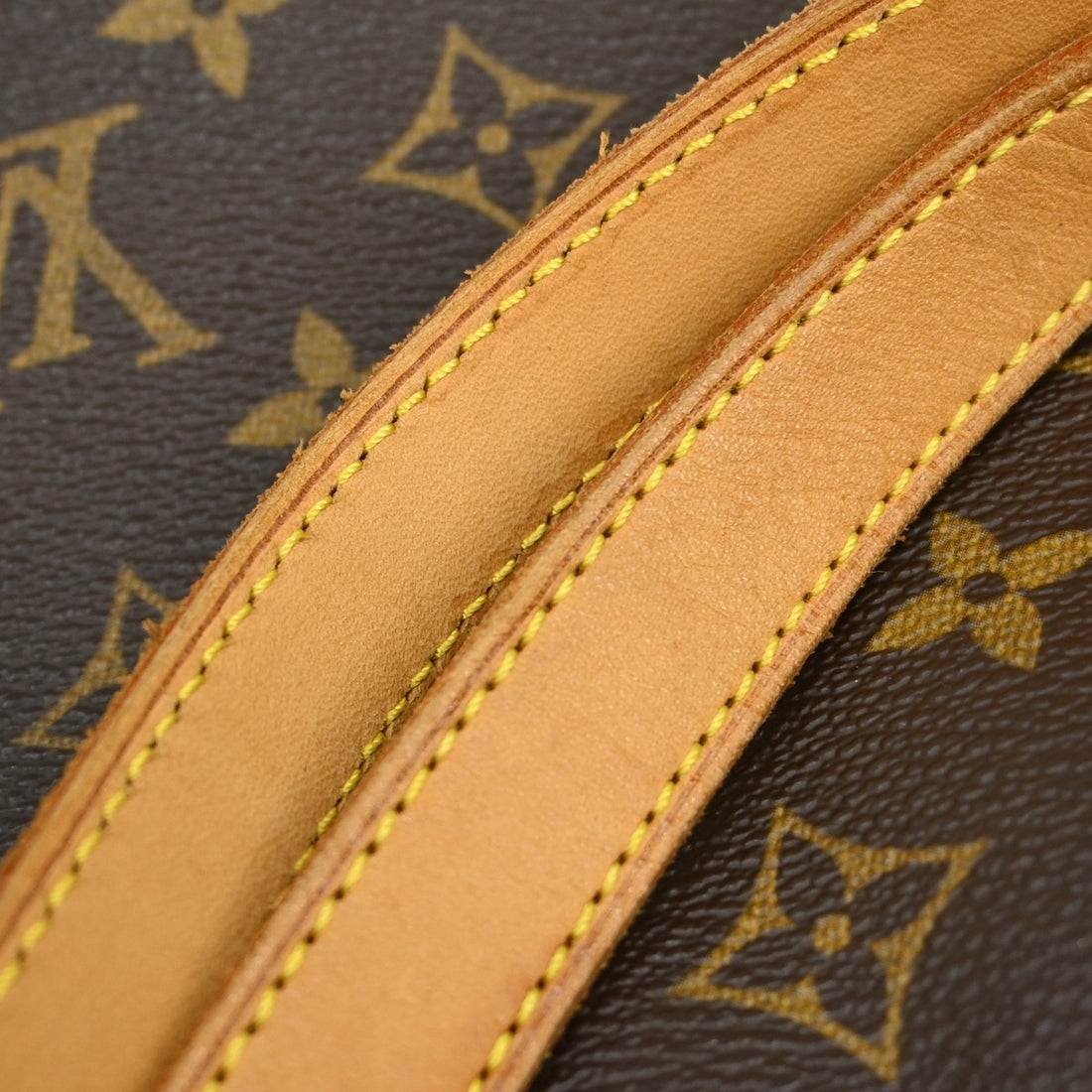 Louis Vuitton Cité GM a Spalla in Tela Monogram Vintage