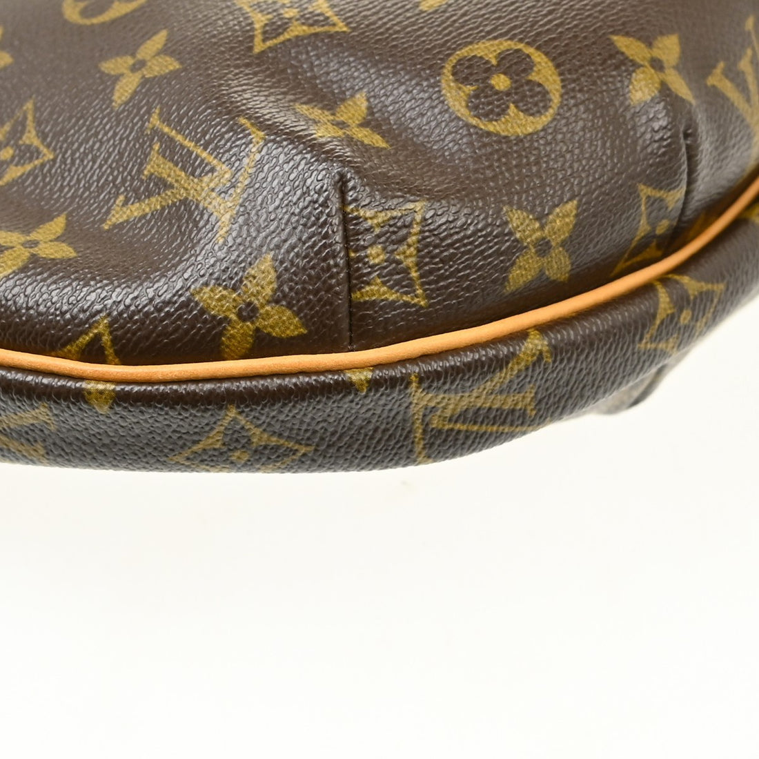 Louis Vuitton Croissant MM in Tela Monogram Vintage