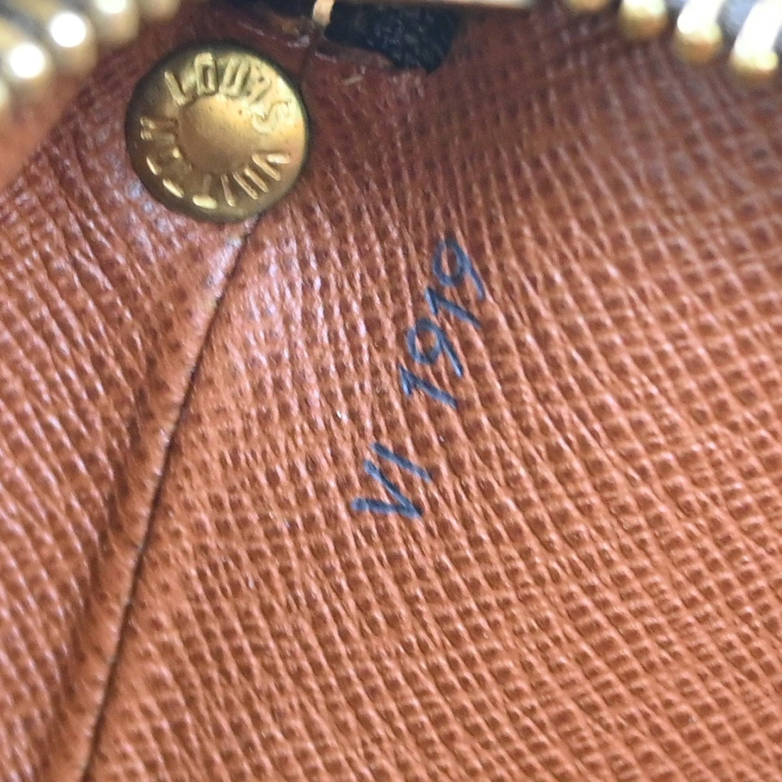 Louis Vuitton Drouot in Tela Monogram Vintage