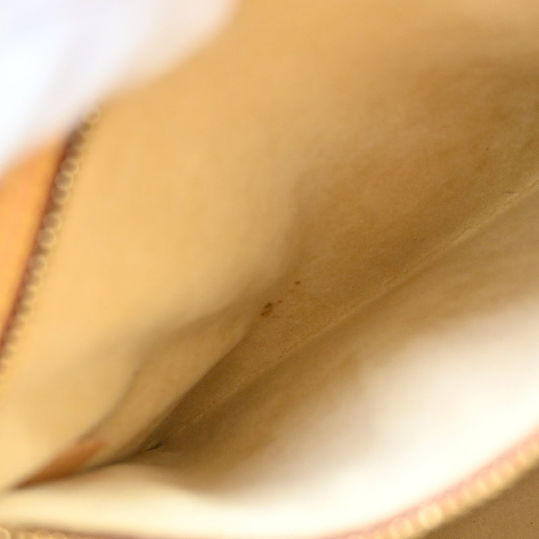 Louis Vuitton Looping MM in Tela Monogram Vintage