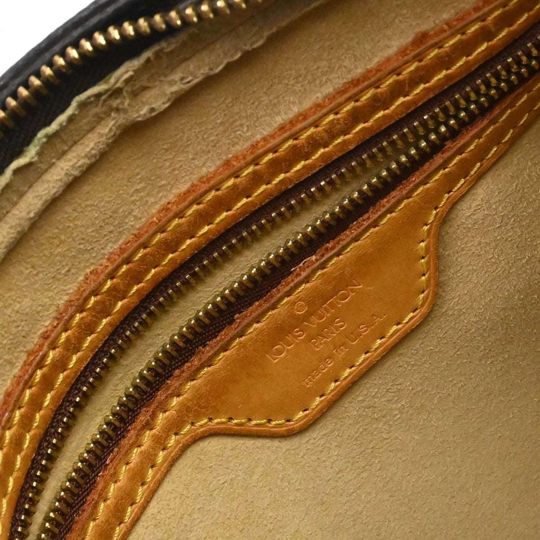 Louis Vuitton Looping MM in Tela Monogram Vintage