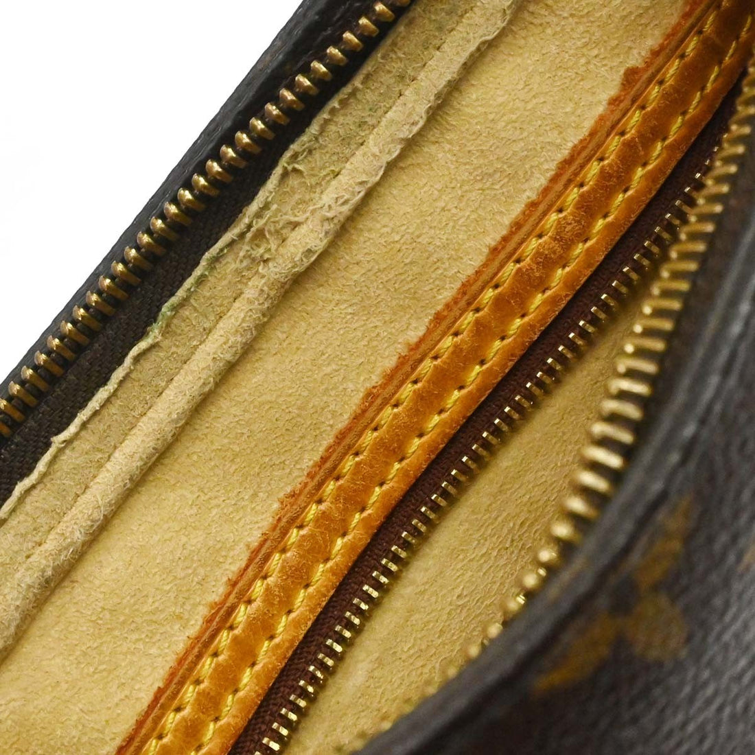 Louis Vuitton Looping MM in Tela Monogram Vintage