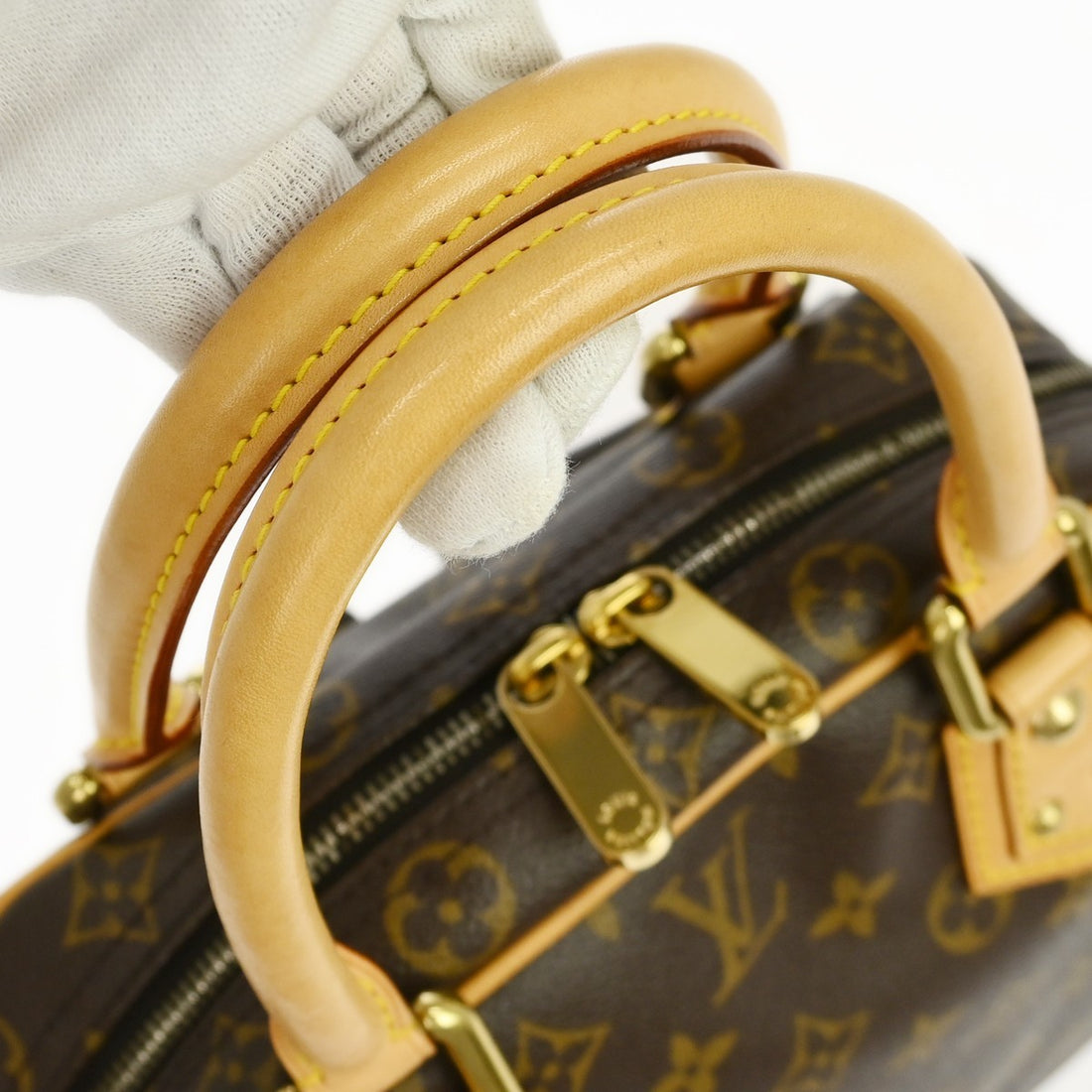 Louis Vuitton Manhattan PM in Tela Monogram Vintage