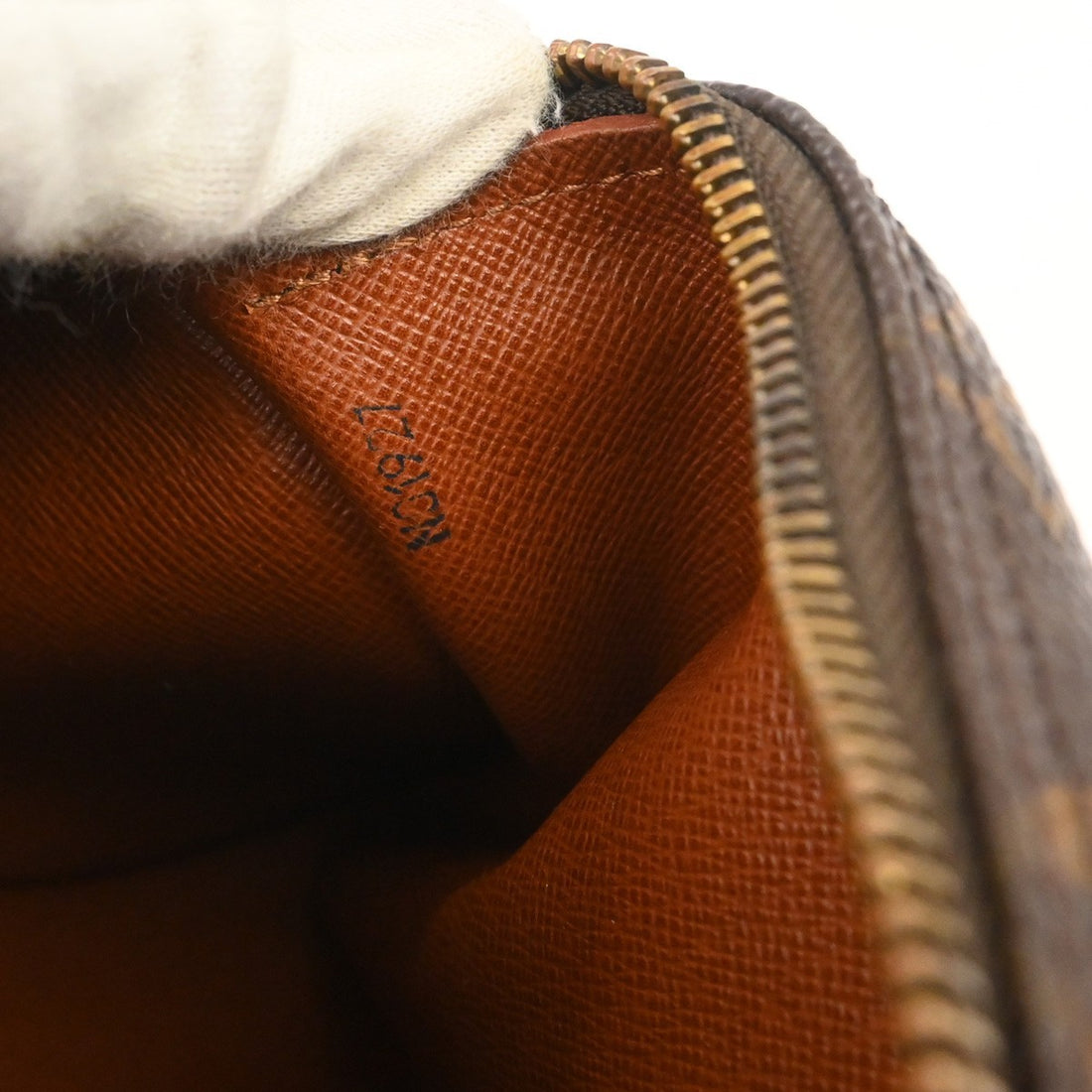 Louis Vuitton Papillon 26 in Tela Monogram Vintage