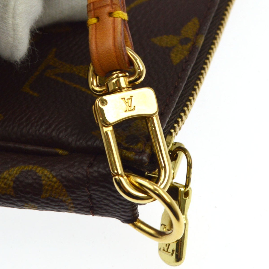Louis Vuitton Pochette Accessoires in Tela Monogram Vintage