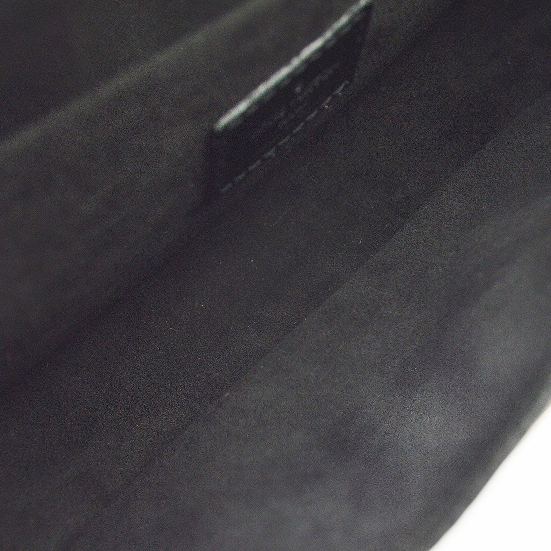 Louis Vuitton Pochette Montaigne in Pelle Epi Nera Vintage