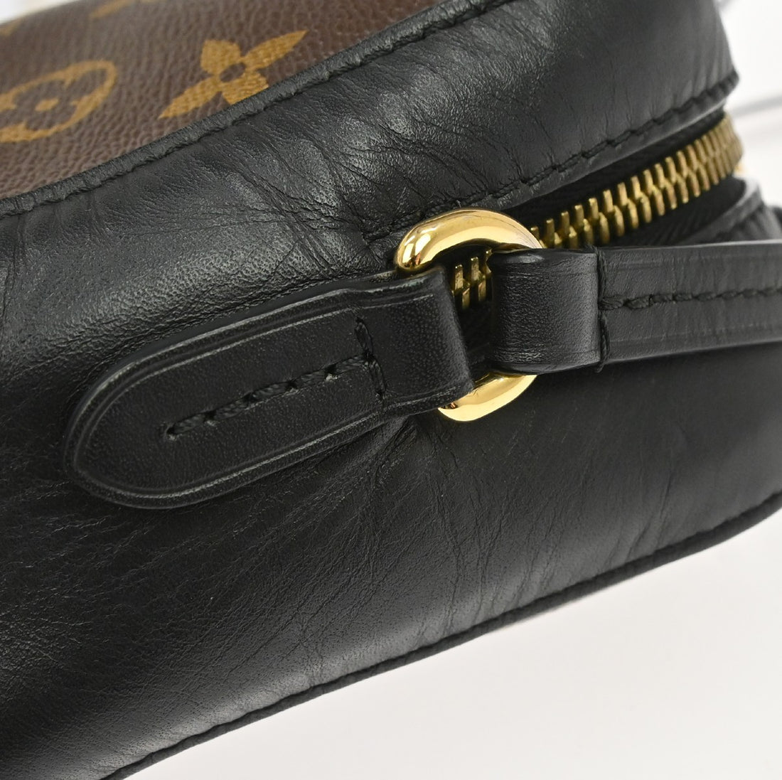 Louis Vuitton Saint-Onge in Tela Monogram Vintage