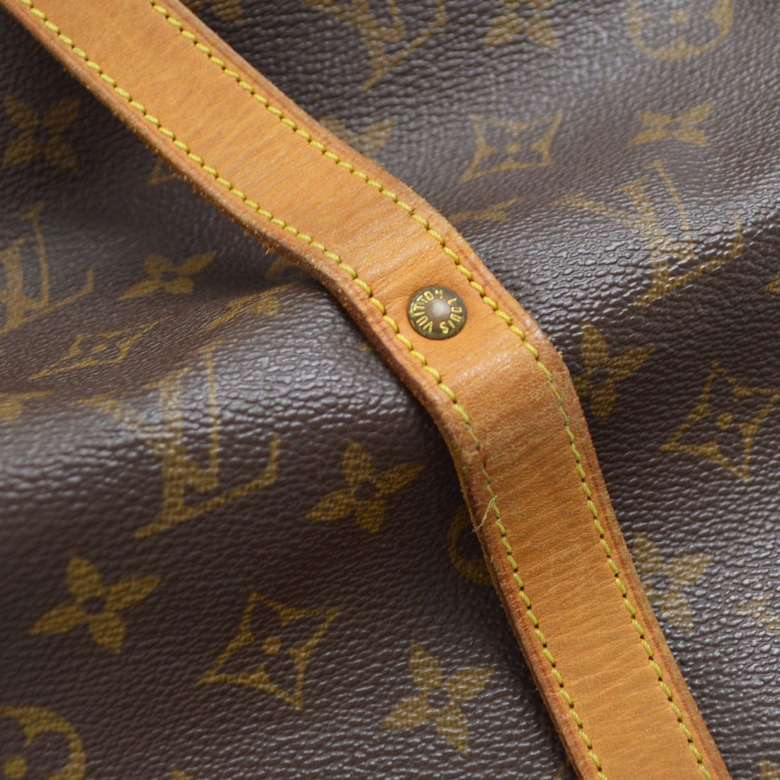 Louis Vuitton Saumur 30 in Tela Monogram Marrone Vintage