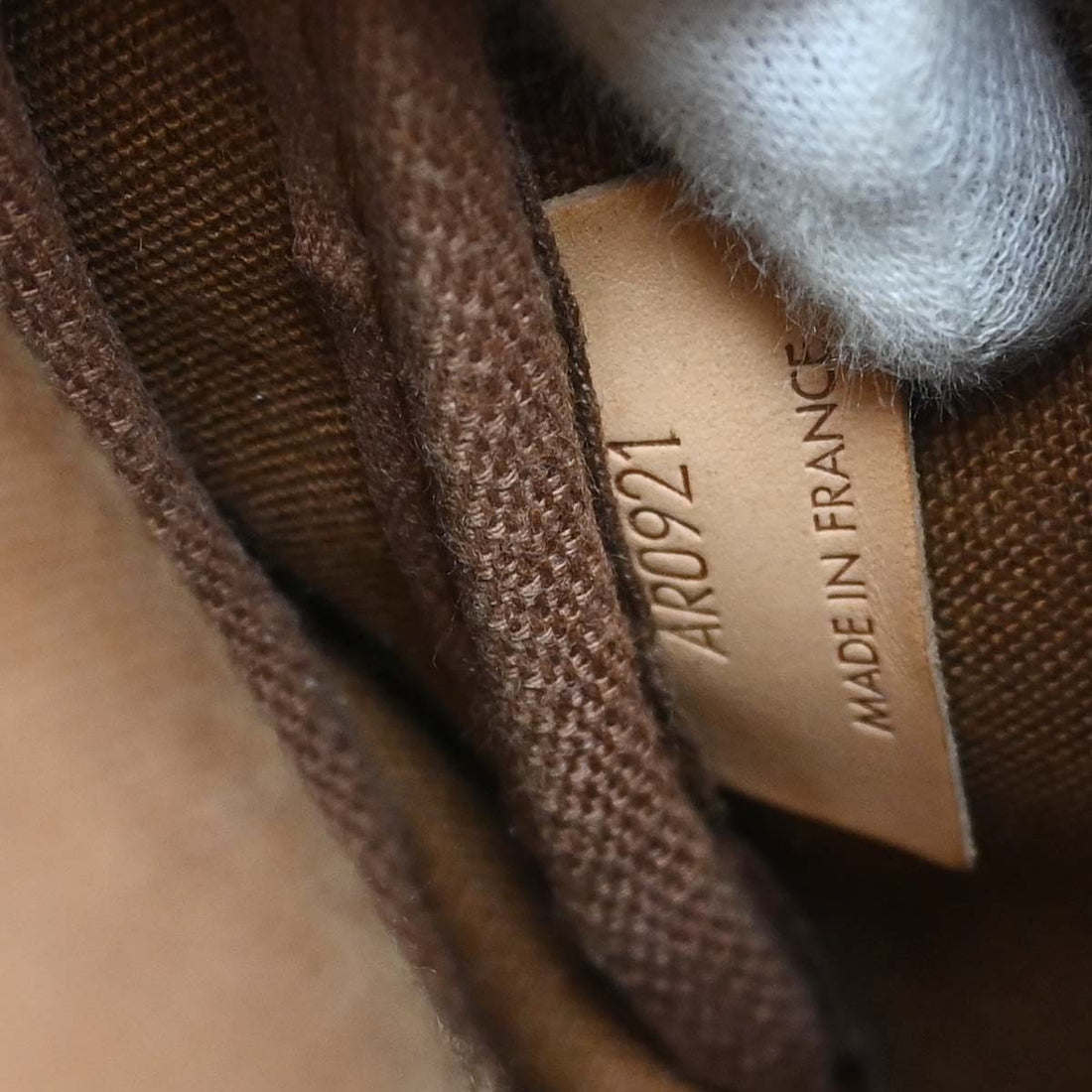 Louis Vuitton Saumur 30 in Tela Monogram Marrone Vintage