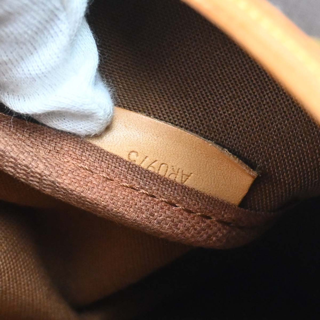 Louis Vuitton Saumur 35 in Tela Monogram Vintage