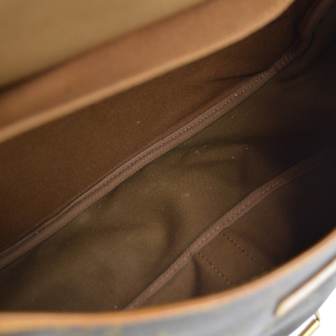 Louis Vuitton Saumur 35 in Tela Monogram Marrone Vintage
