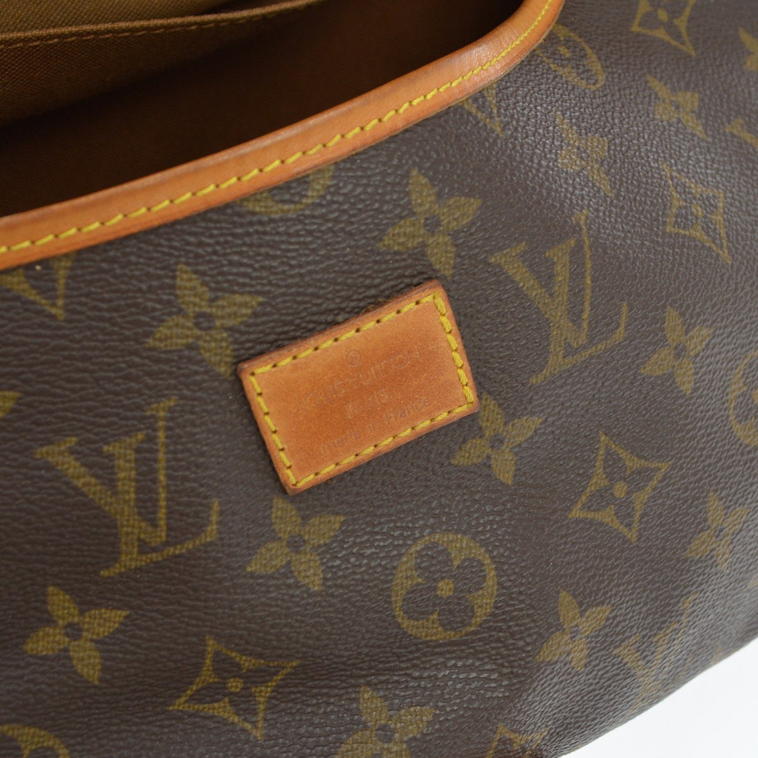 Louis Vuitton Saumur 35 in Tela Monogram Marrone Vintage