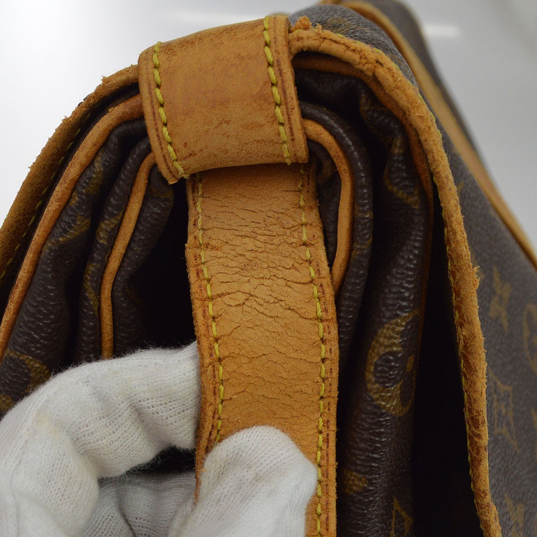 Louis Vuitton Saumur 35 in Tela Monogram Marrone Vintage