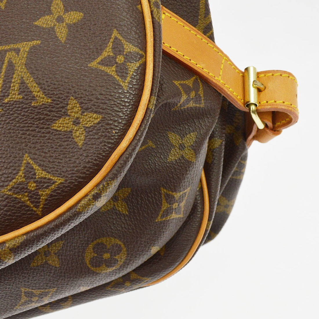Louis Vuitton Monogram Saumur 35 Messenger Shoulder Bag Vintage