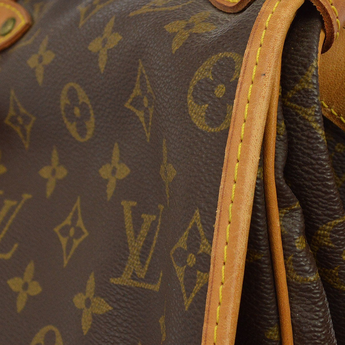 Louis Vuitton Monogram Saumur 35 Messenger Shoulder Bag Vintage