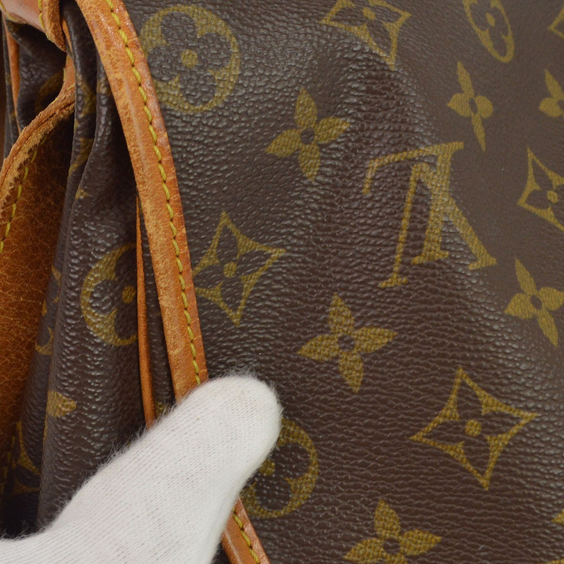 Louis Vuitton Monogram Saumur 35 Shoulder Bag Vintage