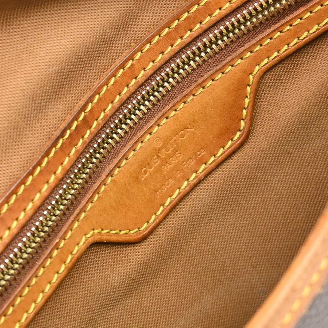 Louis Vuitton Sologne in Tela Monogram Vintage