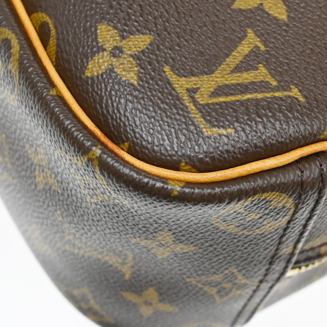 Louis Vuitton Trouville in Tela Monogram Vintage