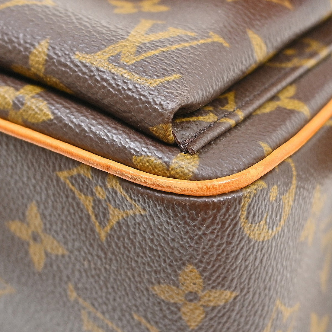 Louis Vuitton Viva Cité MM in Tela Monogram Marrone Vintage