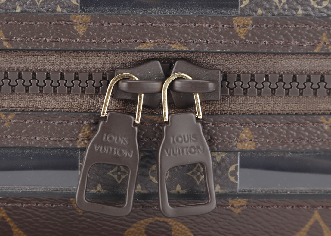Louis Vuitton Soft Trunk in Tela Monogram Chess e PVC Vintage