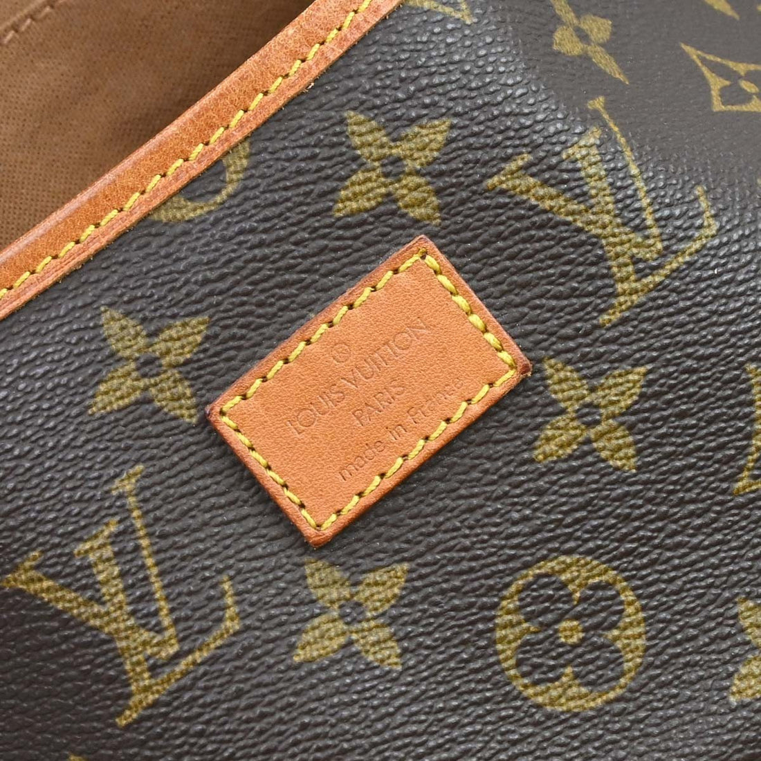 Borsa Louis Vuitton Saumur 35 Vintage in Tela Monogram e Pelle Marrone — Rif. VI451