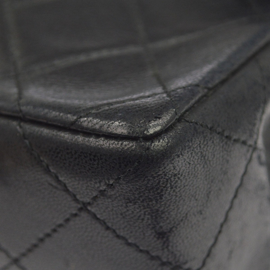 Borsa Chanel Mini Classic Flap Quadrata Vintage in Pelle di Agnello Nera