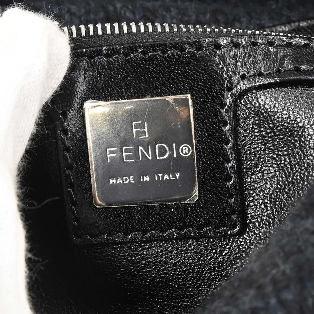 Borsa Fendi Mamma Baguette Vintage in Lana Nera