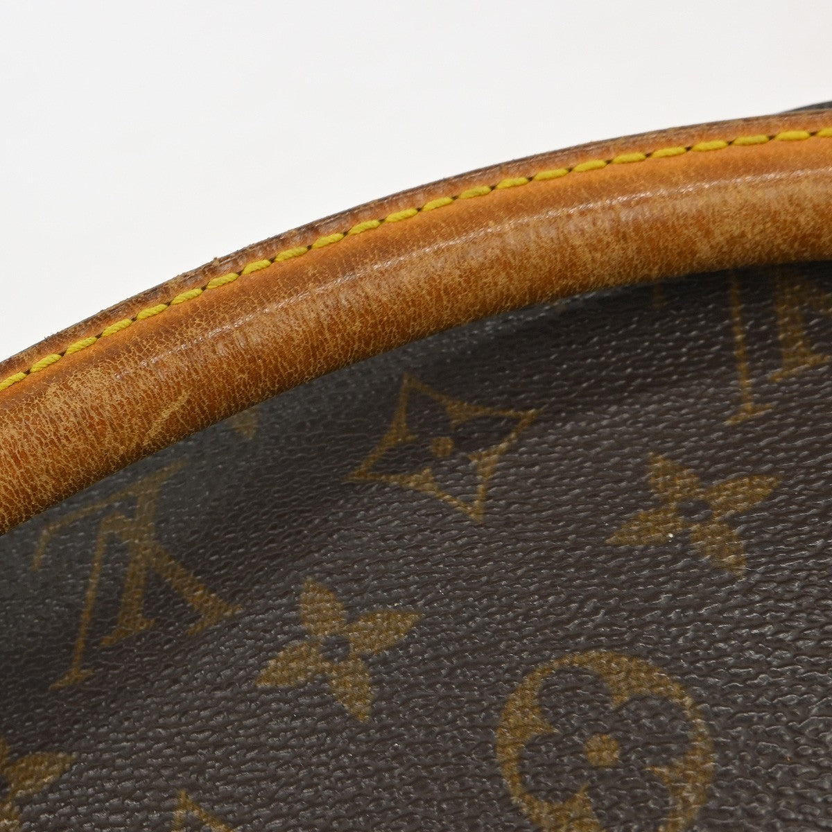 Louis Vuitton Looping MM Handbag