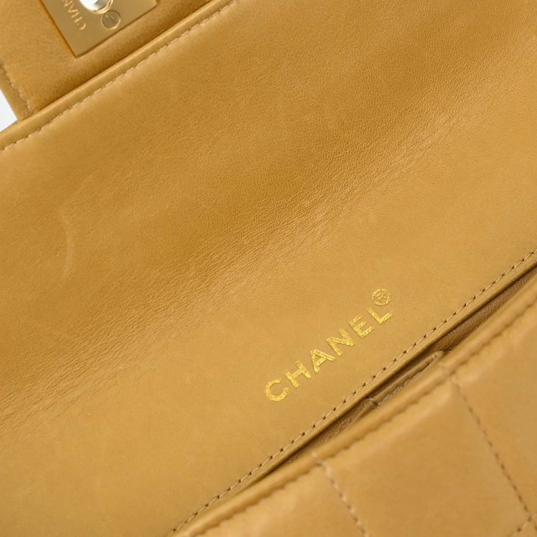 Borsa Chanel East West Vintage in Pelle di Agnello Beige