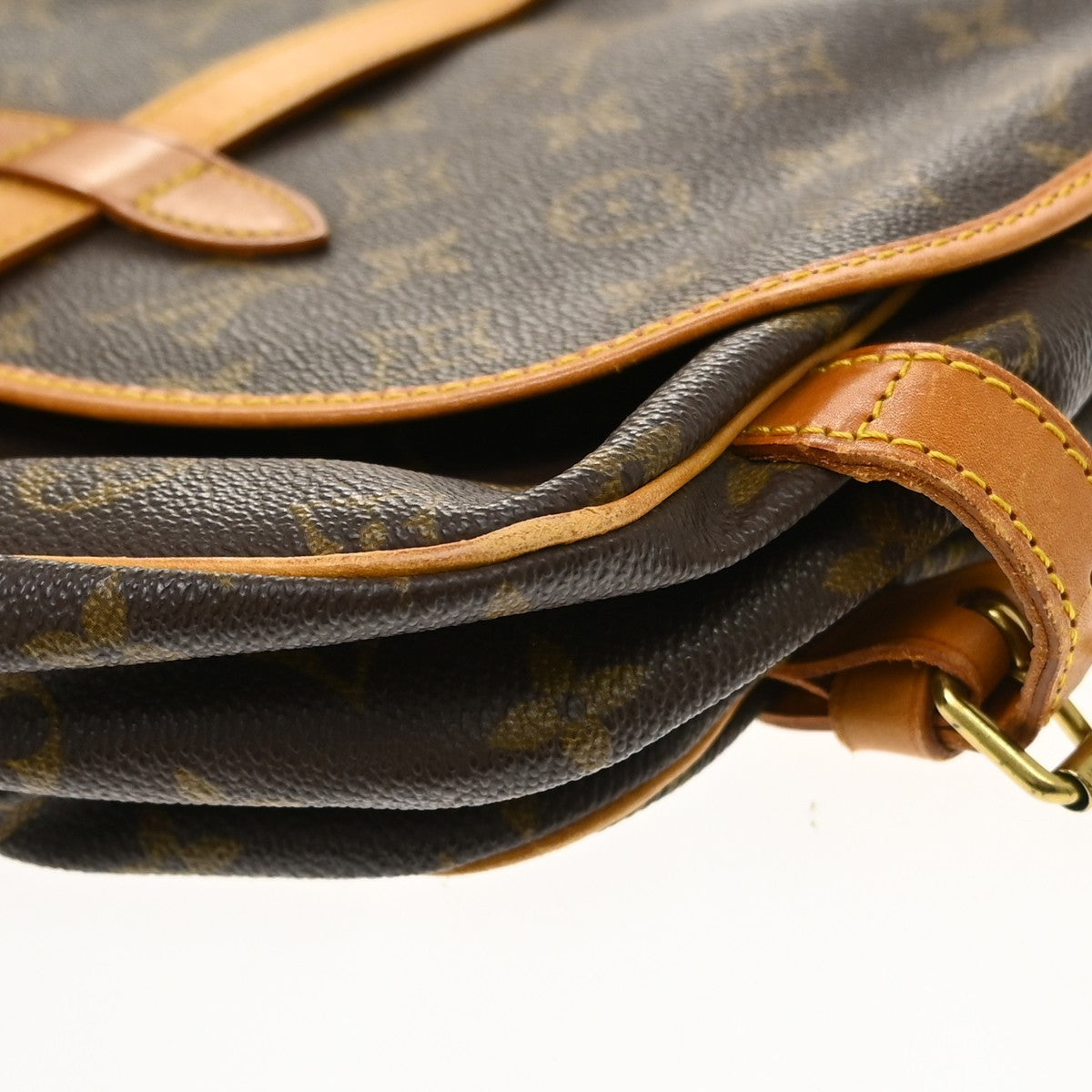 Louis Vuitton Monogram Saumur 30 Messenger Bag