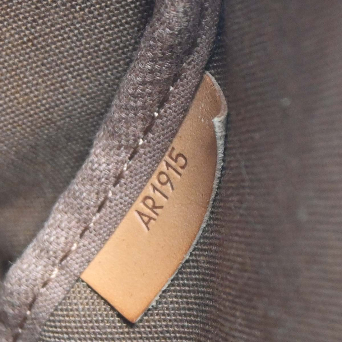 Borsa Louis Vuitton Saumur 35 Vintage in Tela Monogram e Pelle Marrone — Rif. VI451
