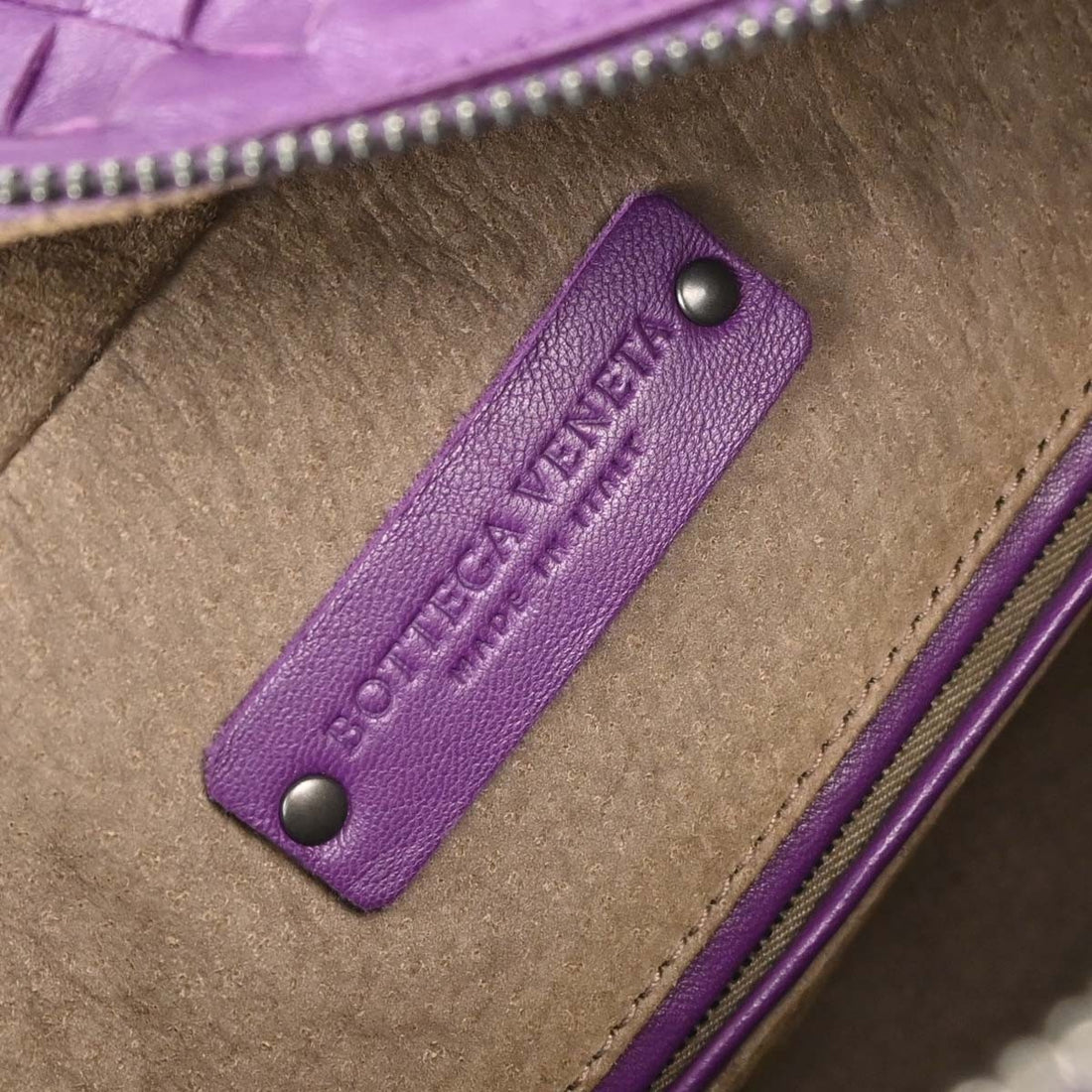 Borsa Bottega Veneta Cesta Intrecciato Vintage in Pelle Viola