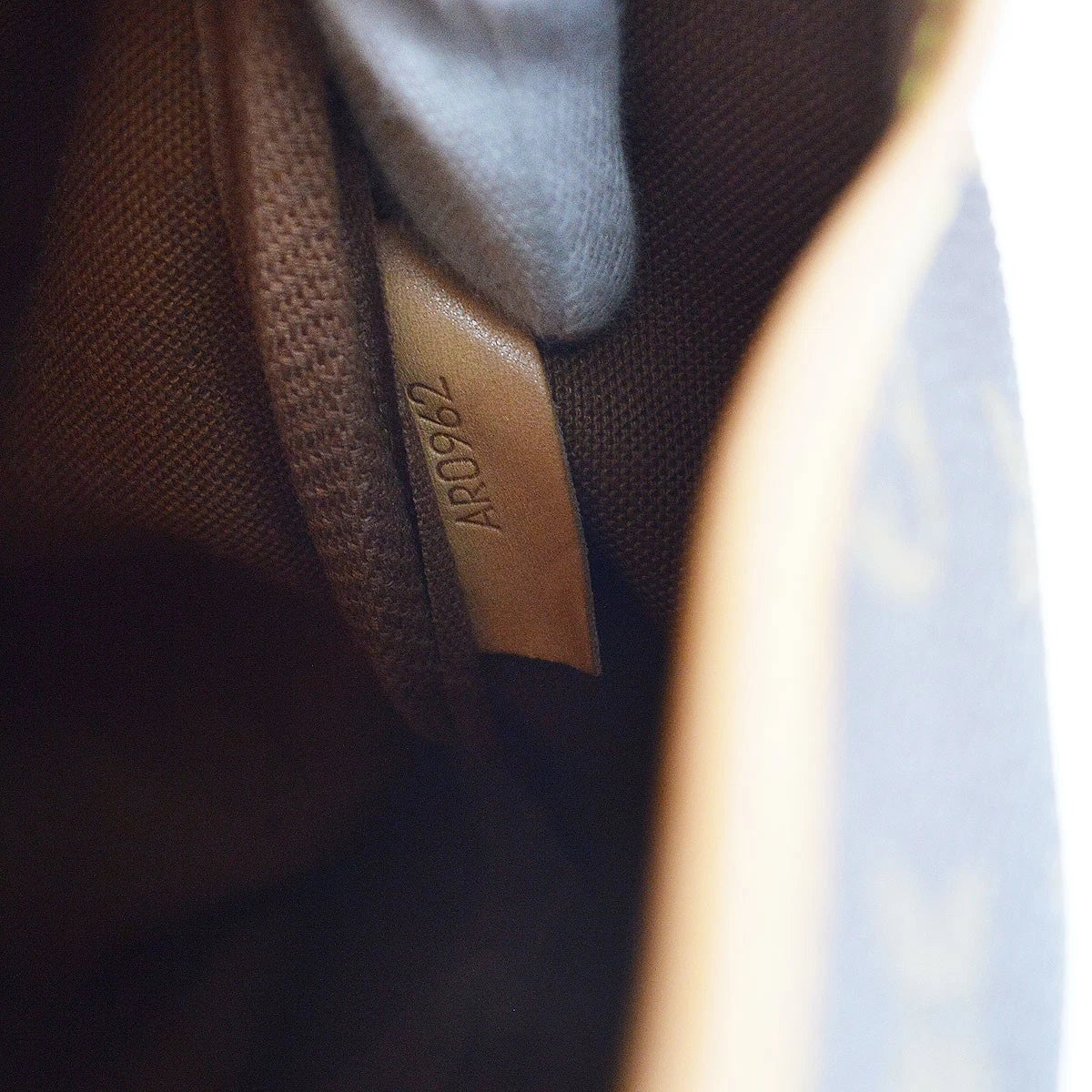 Louis Vuitton Saumur 35 Shoulder Bag Monogram