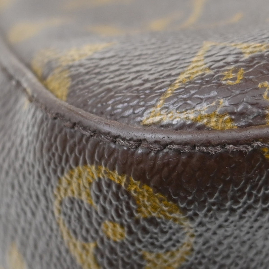 Louis Vuitton Looping GM Shoulder Bag Monogram Vintage