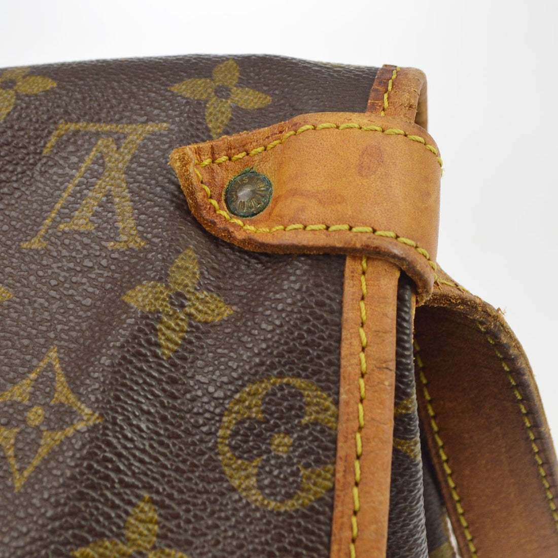 Borsa Louis Vuitton Saumur 35 Vintage in Tela Monogram e Pelle Marrone