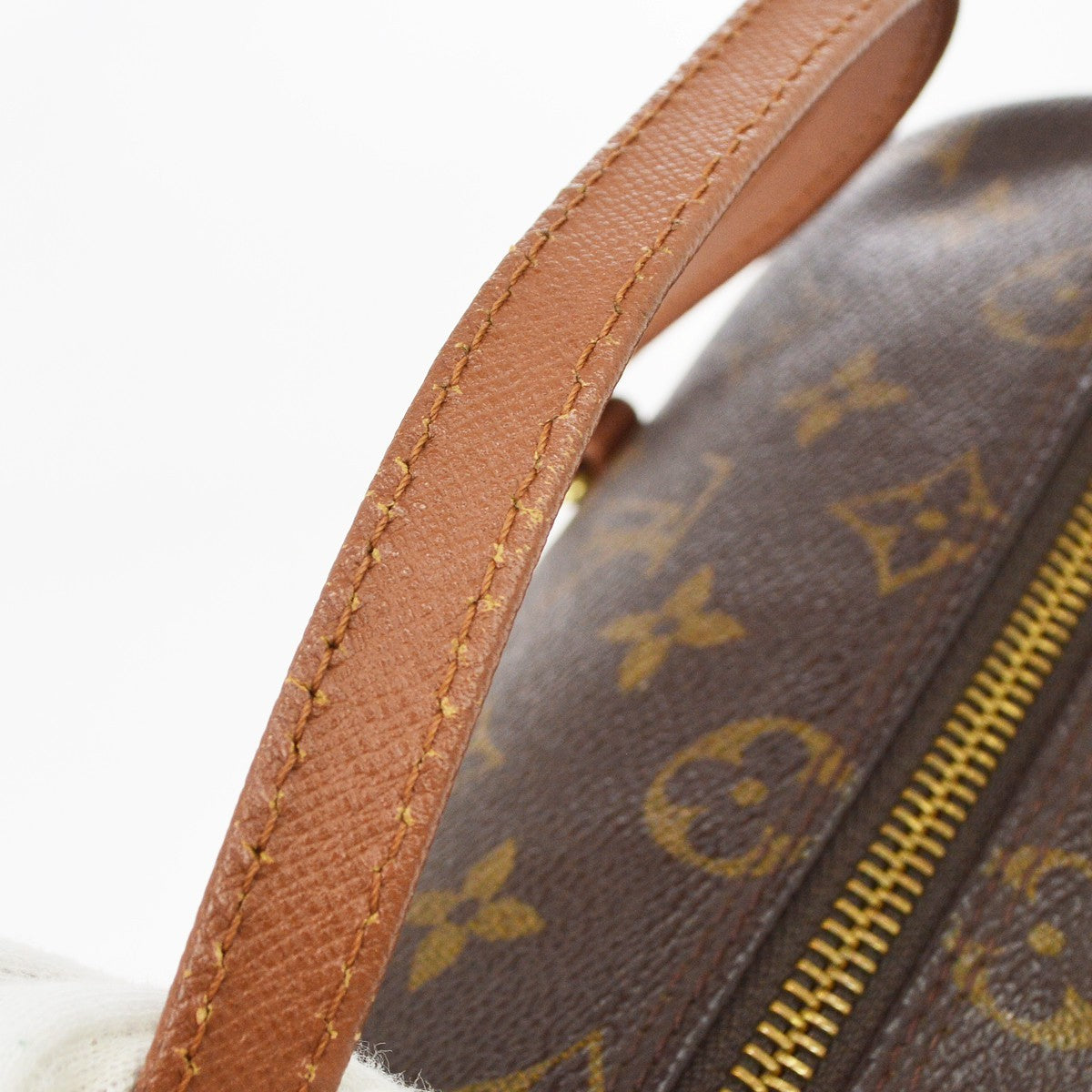 Louis Vuitton Papillon 26 Handbag Monogram