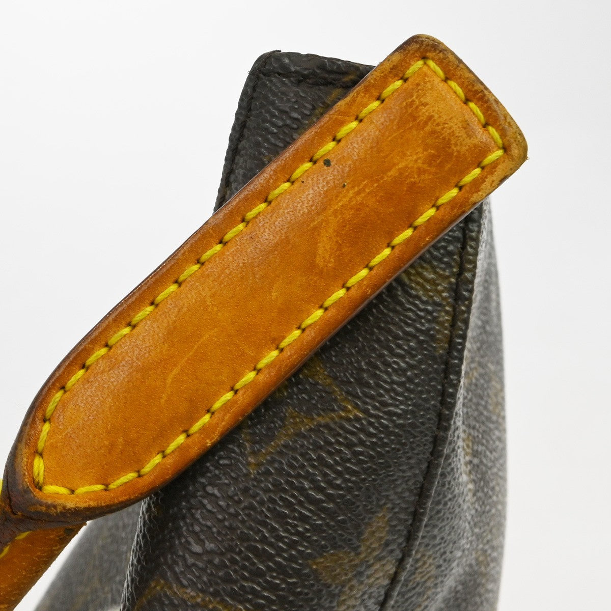 Louis Vuitton Looping MM Handbag