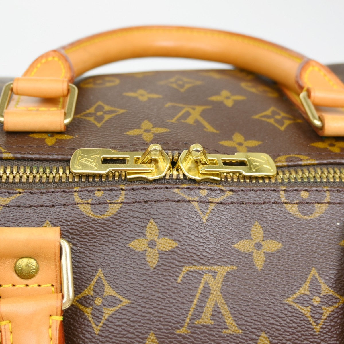 Louis Vuitton Keepall Bandouliere 55 Travel Bag