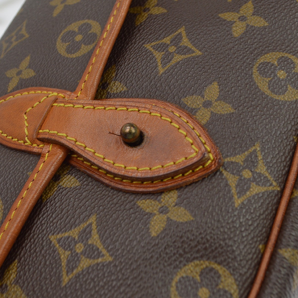 Louis Vuitton Monogram Gibeciere PM Shoulder Bag
